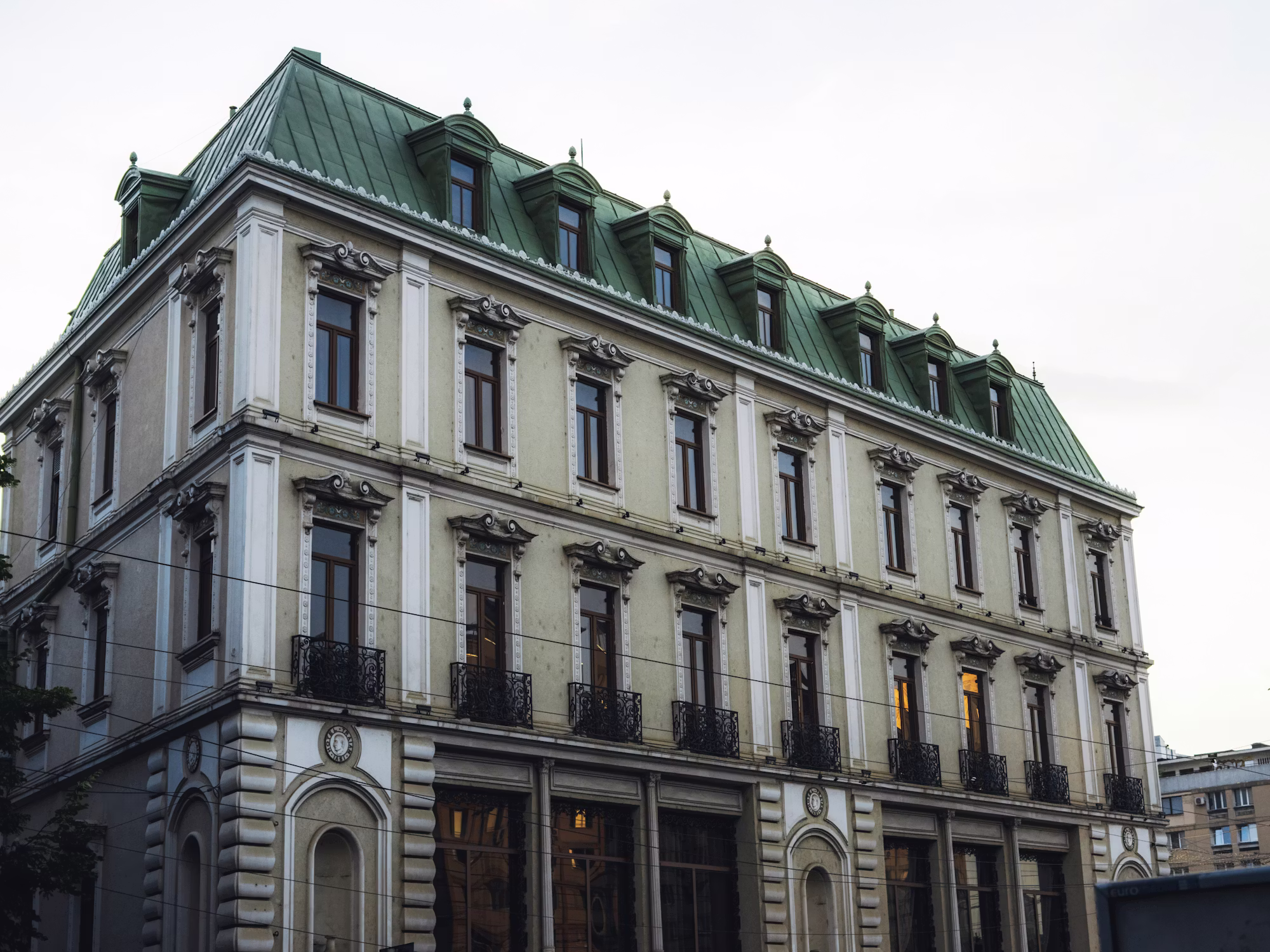 Kulinarična popotovanja: Raziskovanje sveta skozi hrano